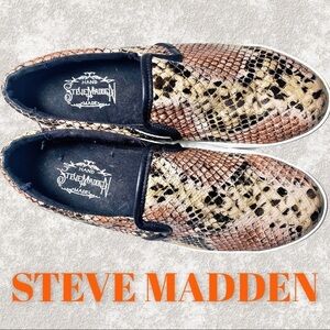 STEVE MADDEN Gunman Hand Made Faux Snakeskin Slip On Loafers, Size 9D